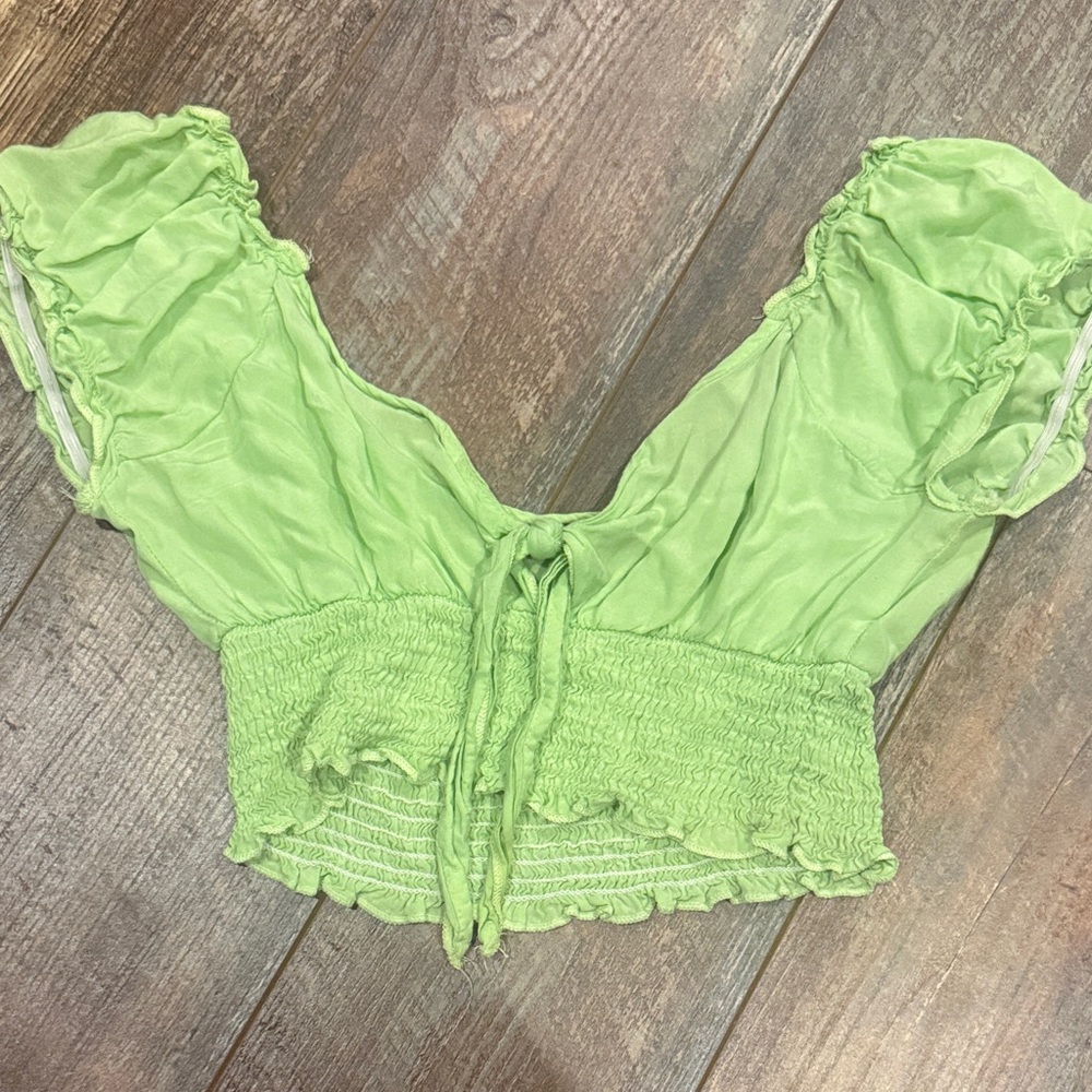 SHEIN Light Green Smocked Tie-Front Crop Top